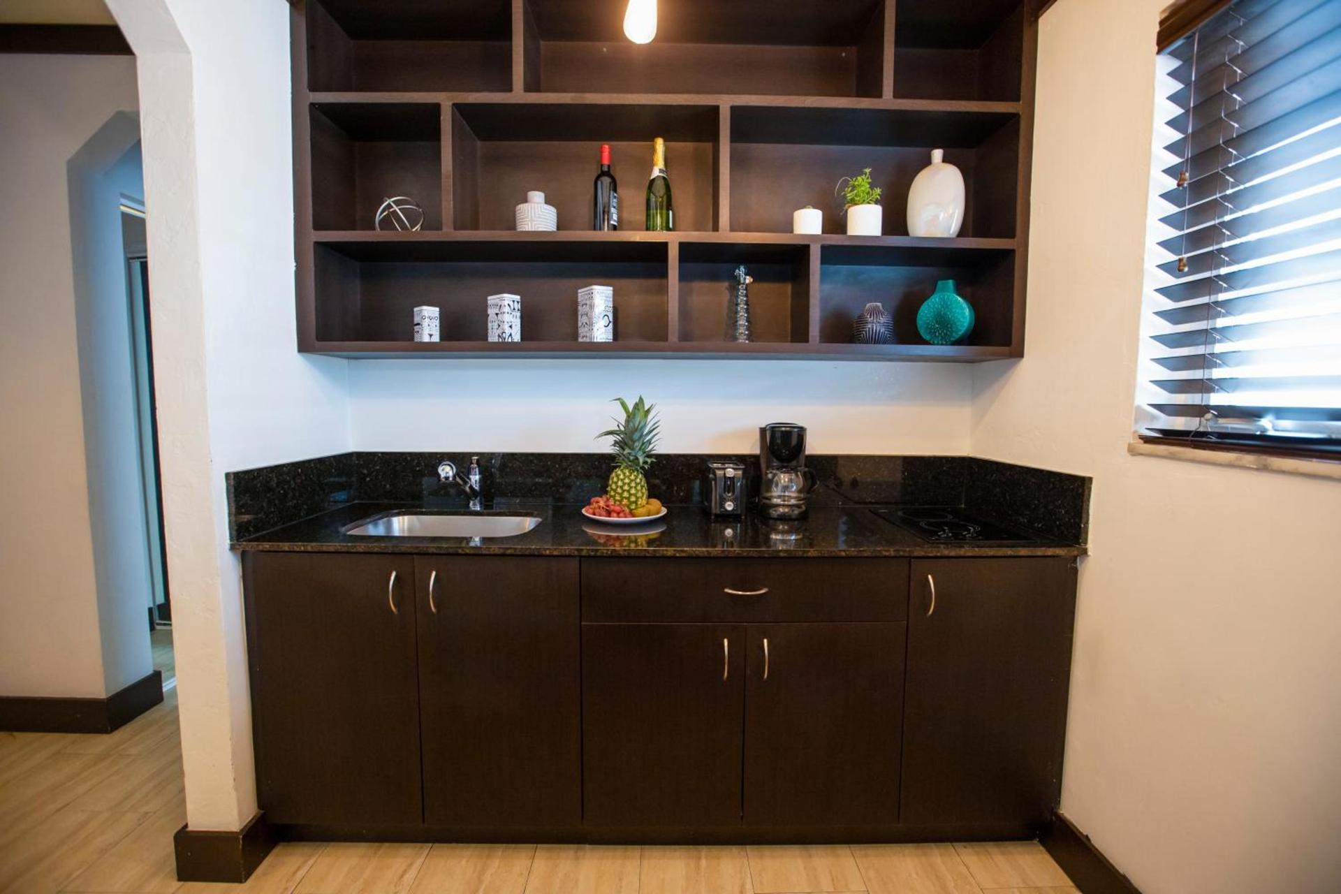 Lincoln Arms Suites photo 35