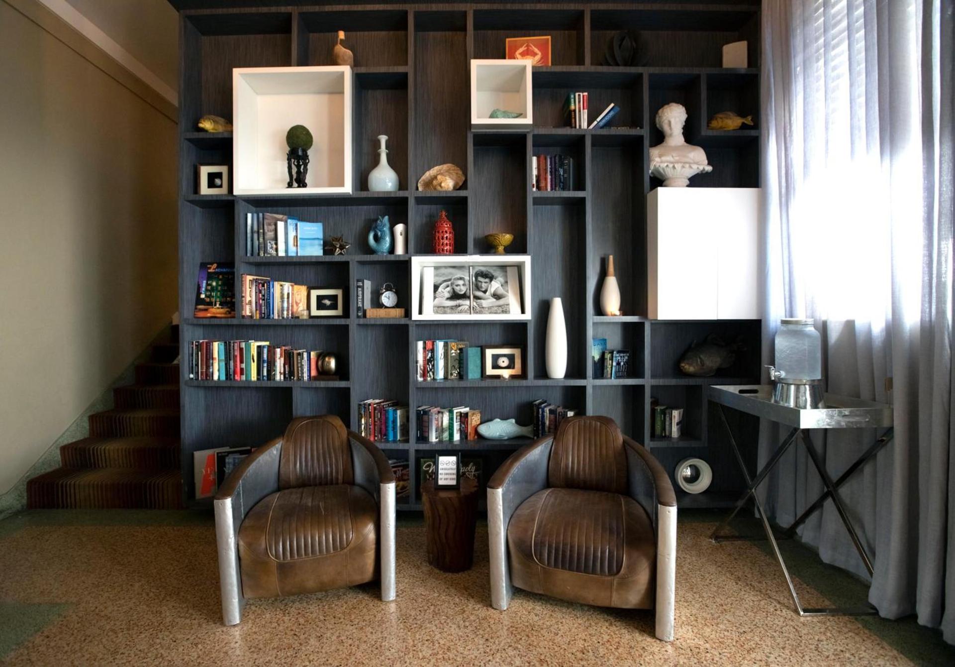 Lincoln Arms Suites photo 9