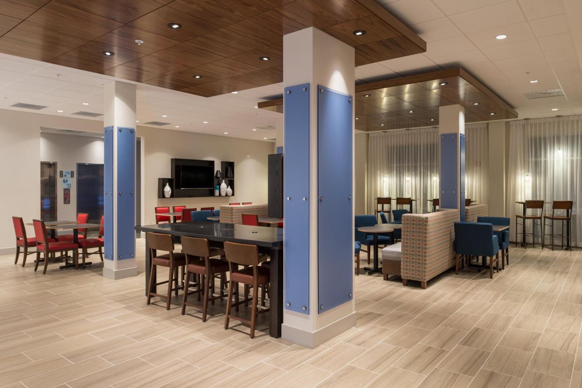 Holiday Inn Express Troy by IHG photo 3