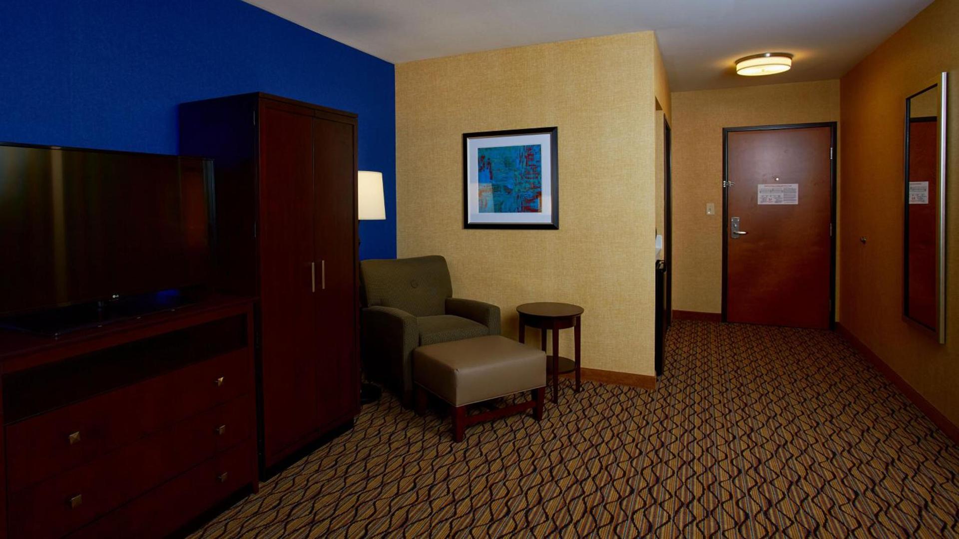Holiday Inn Express Bordentown - Trenton South by IHG photo 26