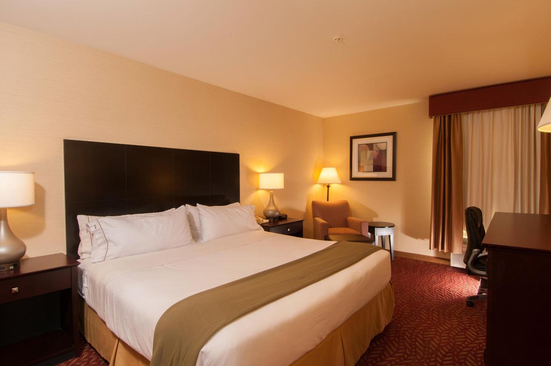 Holiday Inn Express Vernon-Manchester by IHG photo 16