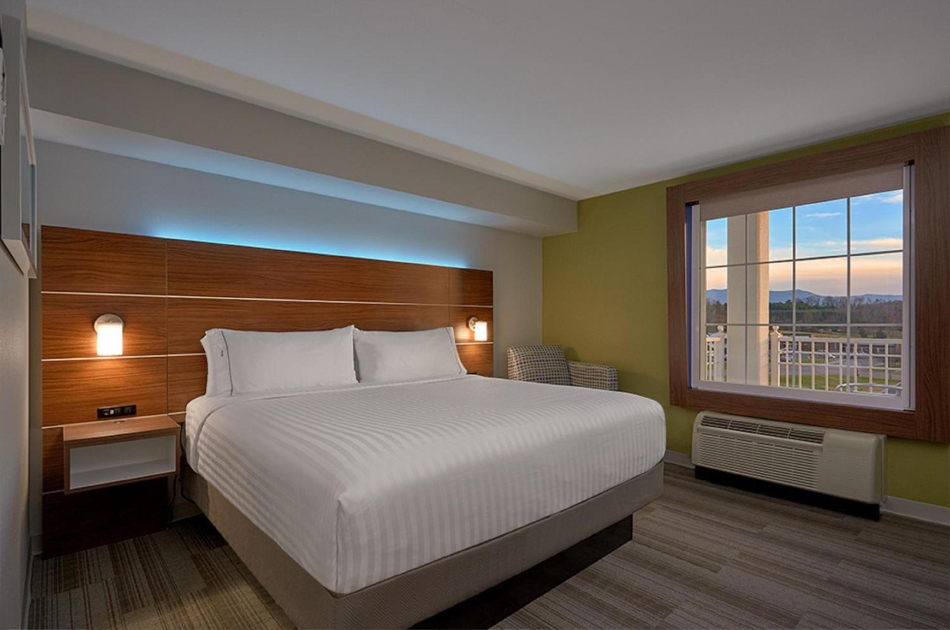 Holiday Inn Express Pigeon Forge – Sevierville by IHG photo 28