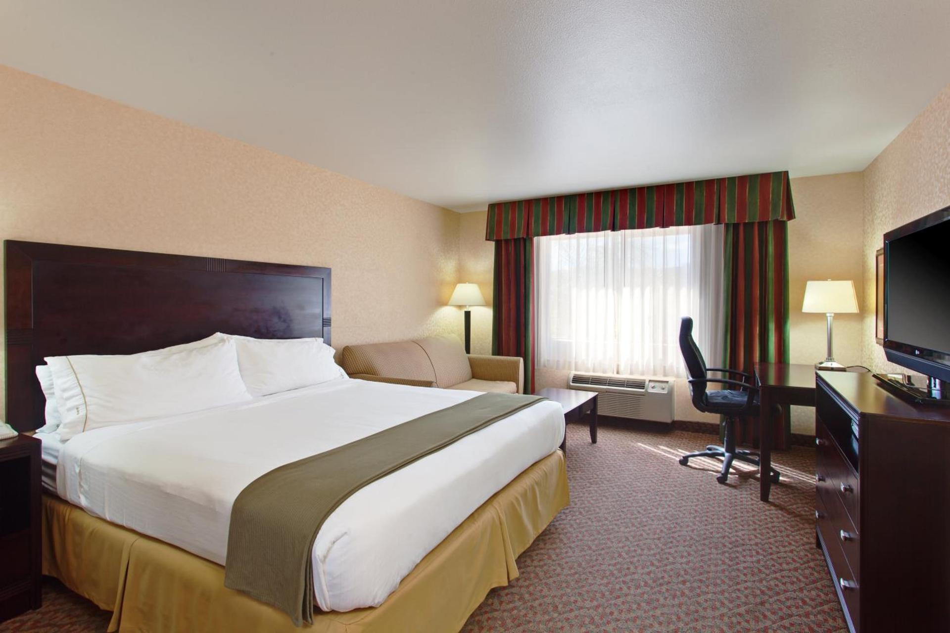 Holiday Inn Express Temecula by IHG photo 11