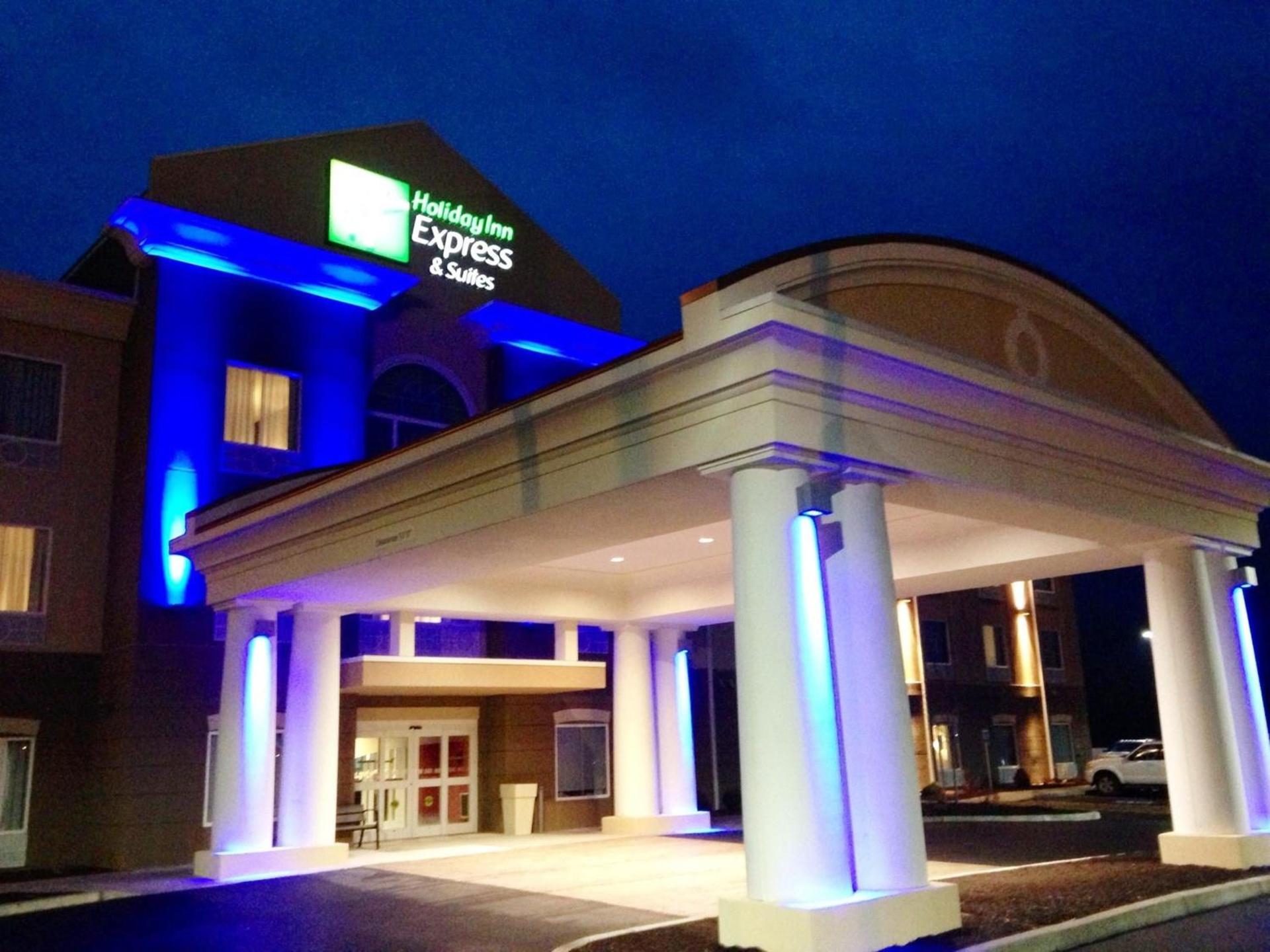 Holiday Inn Express & Suites Utica by IHG photo 30