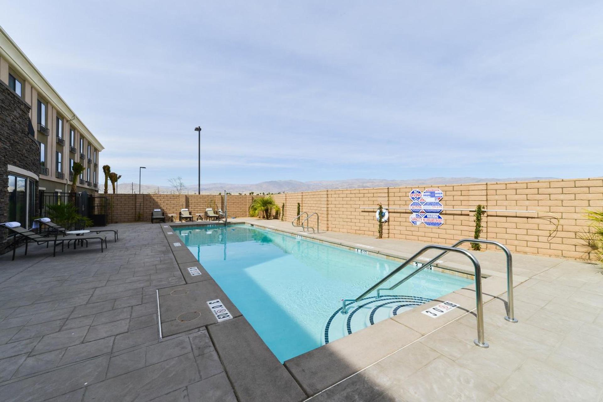 Holiday Inn Express & Suites Indio - Coachella Valley by IHG photo 65