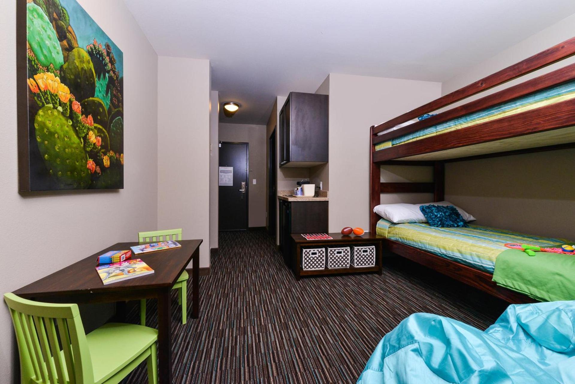 Holiday Inn Express & Suites Indio - Coachella Valley by IHG photo 54