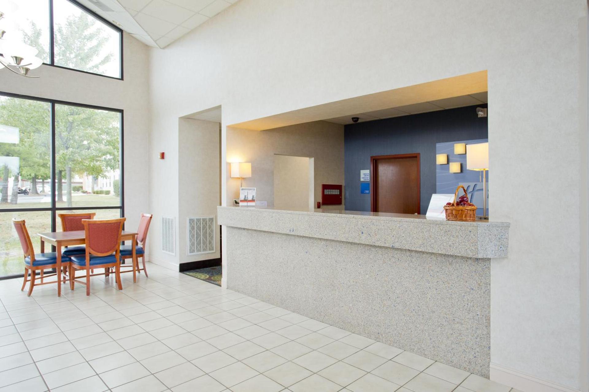 Holiday Inn Express Stephens City by IHG photo 11