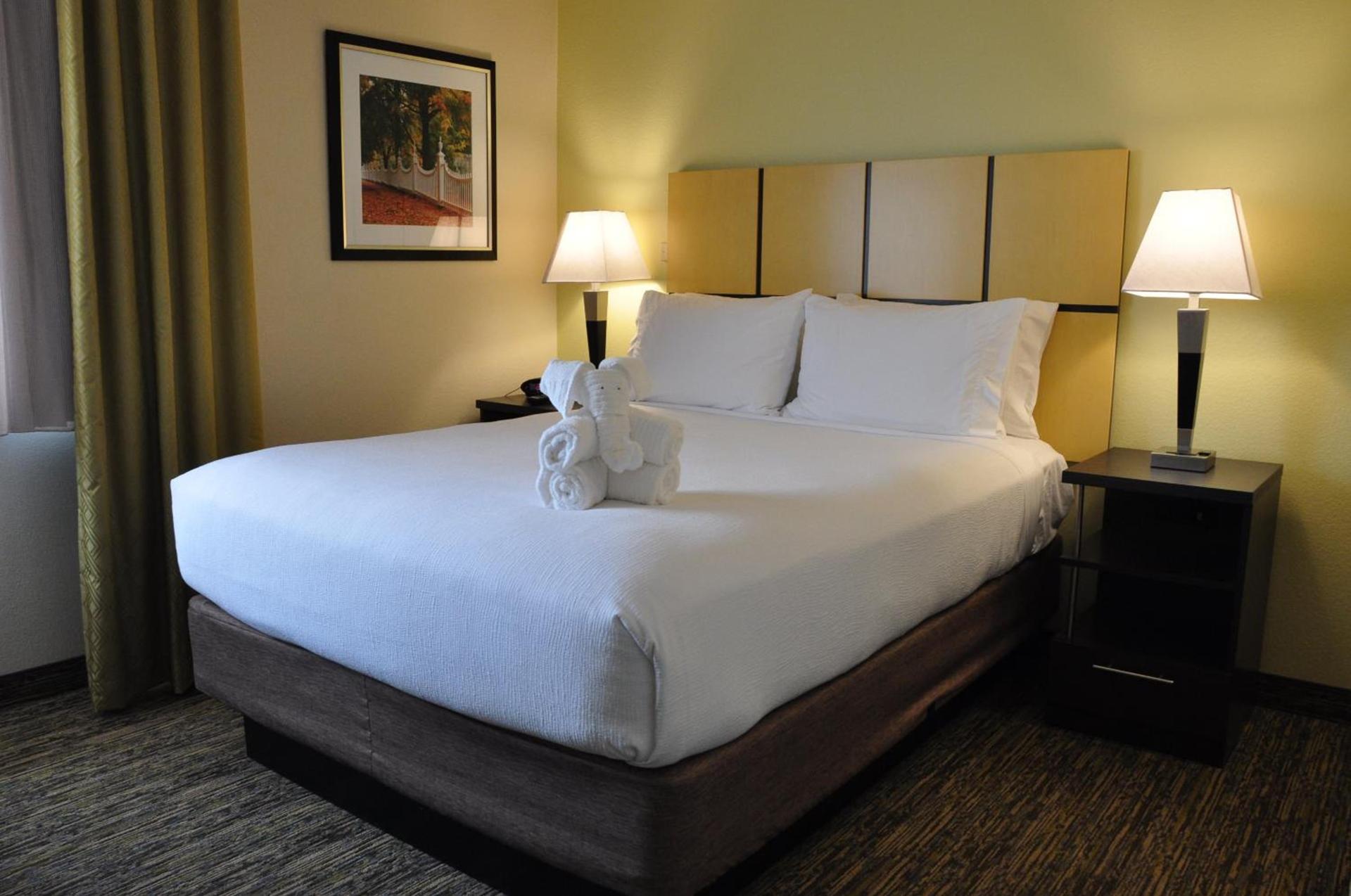 Candlewood Suites Washington-Dulles Herndon by IHG photo 21