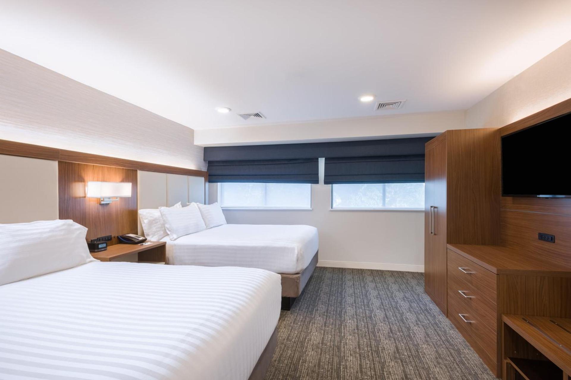 Holiday Inn Express Boston-Waltham by IHG photo 31