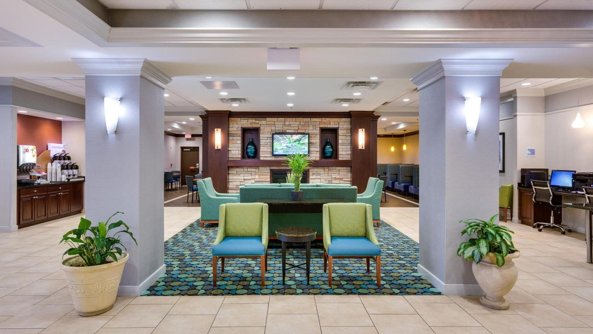 Holiday Inn Express Washington DC SW - Springfield by IHG photo 5