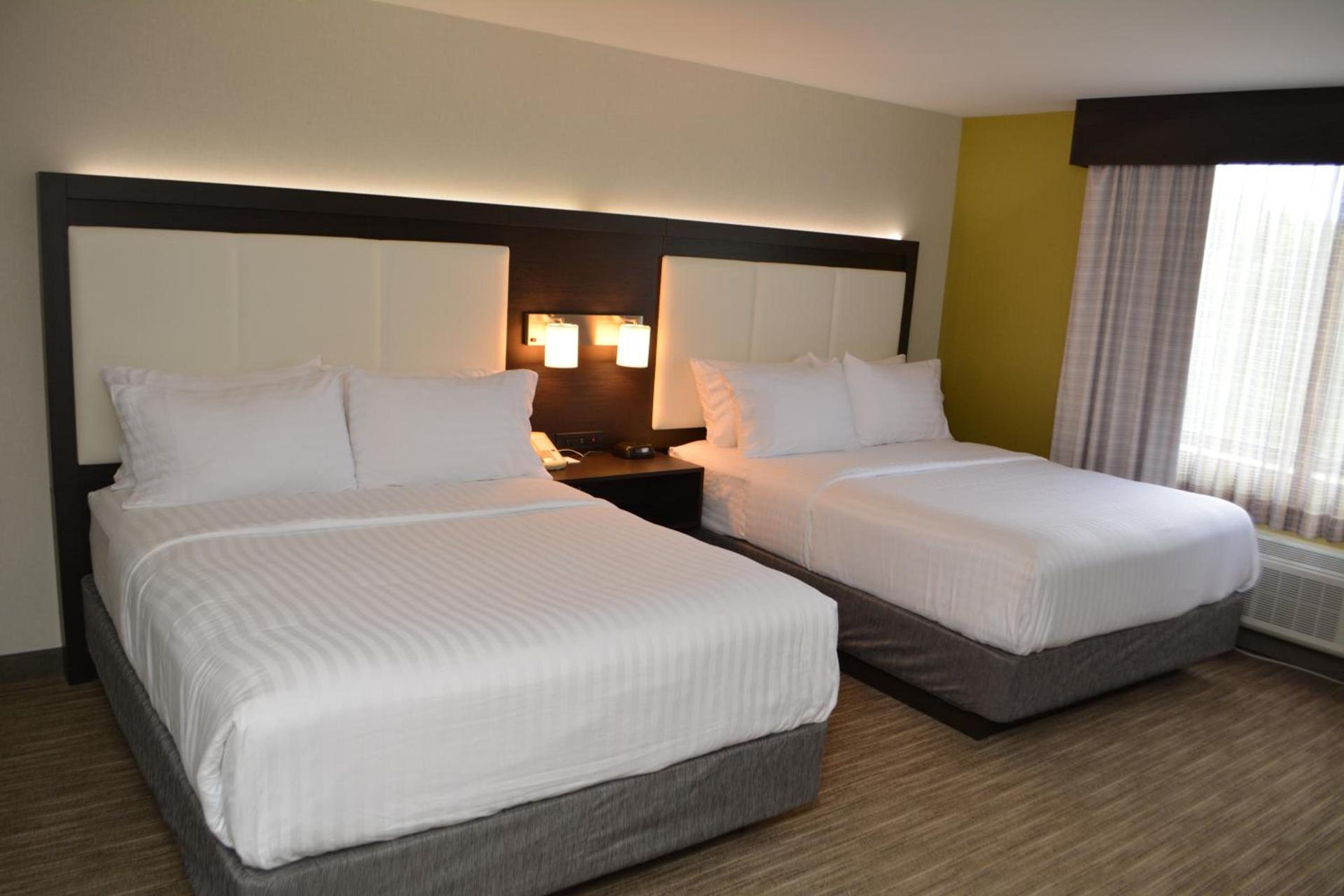 Holiday Inn Express & Suites Waterville - North by IHG photo 19