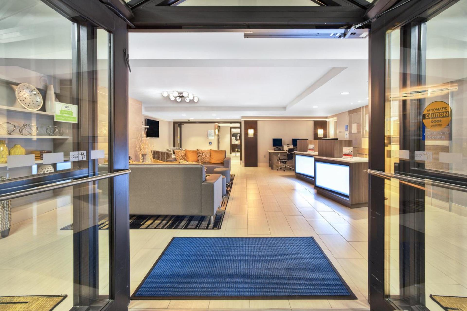Holiday Inn Express Boston-Waltham by IHG photo 18