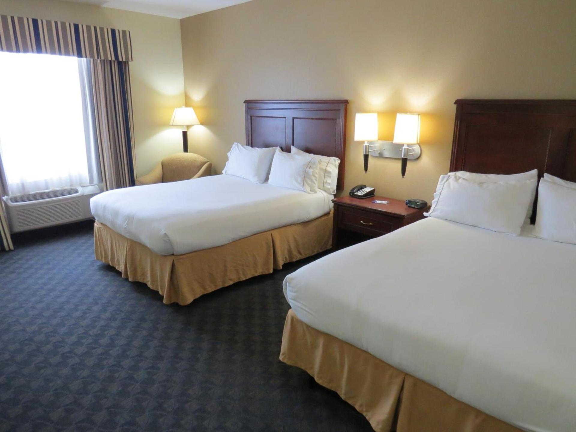 Holiday Inn Express Hotel & Suites Pampa by IHG photo 61