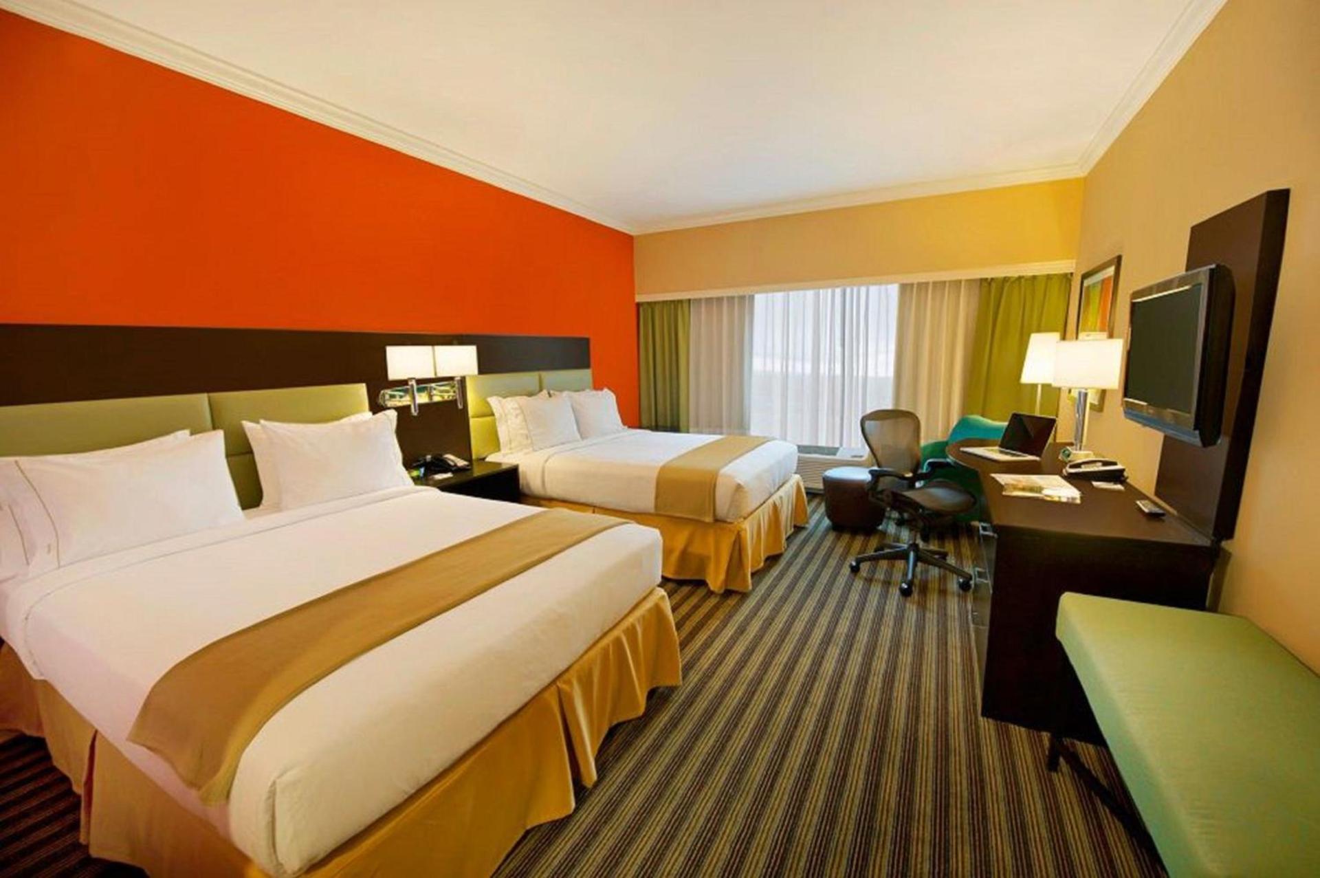 Holiday Inn Express Princeton Southeast by IHG photo 47