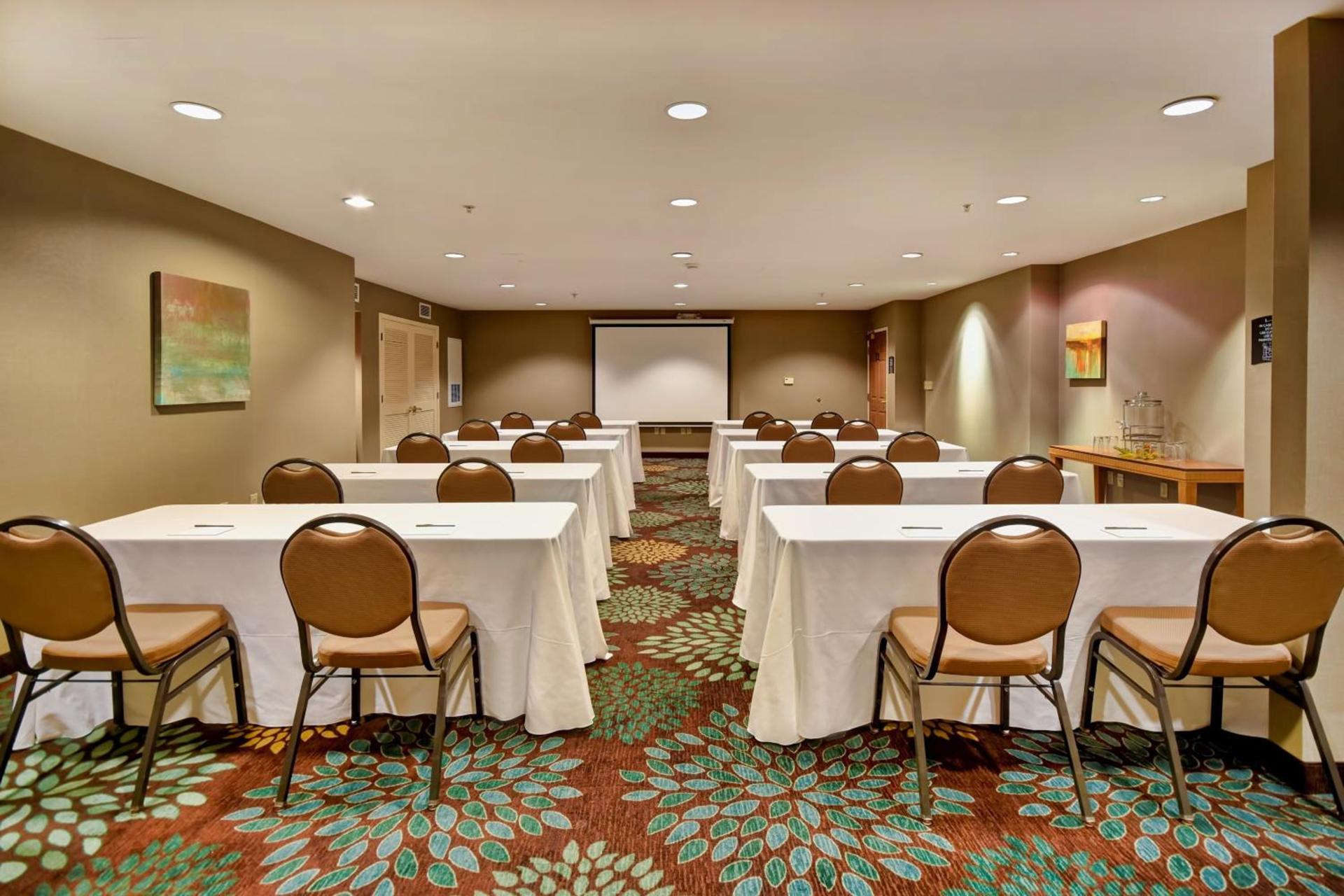 Staybridge Suites Madison - East by IHG photo 13