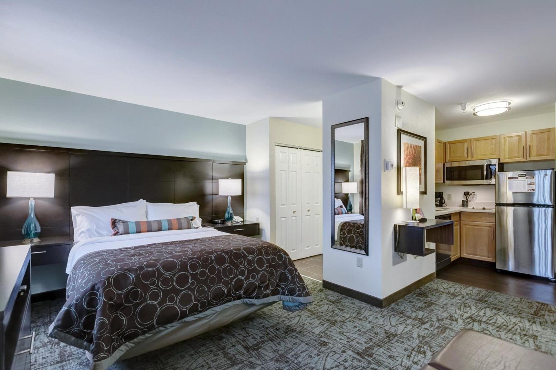 Staybridge Suites O'Fallon Chesterfield by IHG photo 32