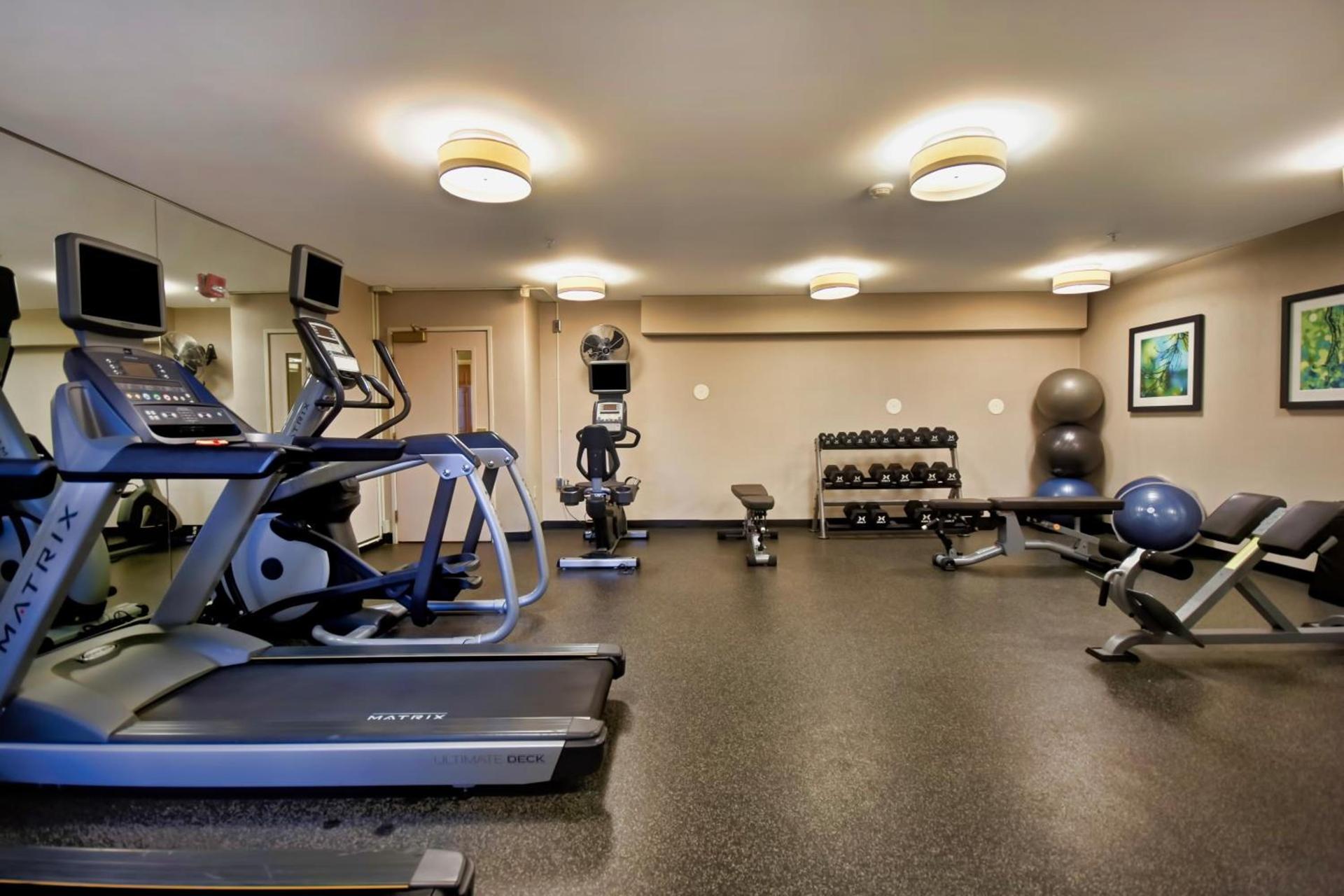 Staybridge Suites Madison - East by IHG photo 18