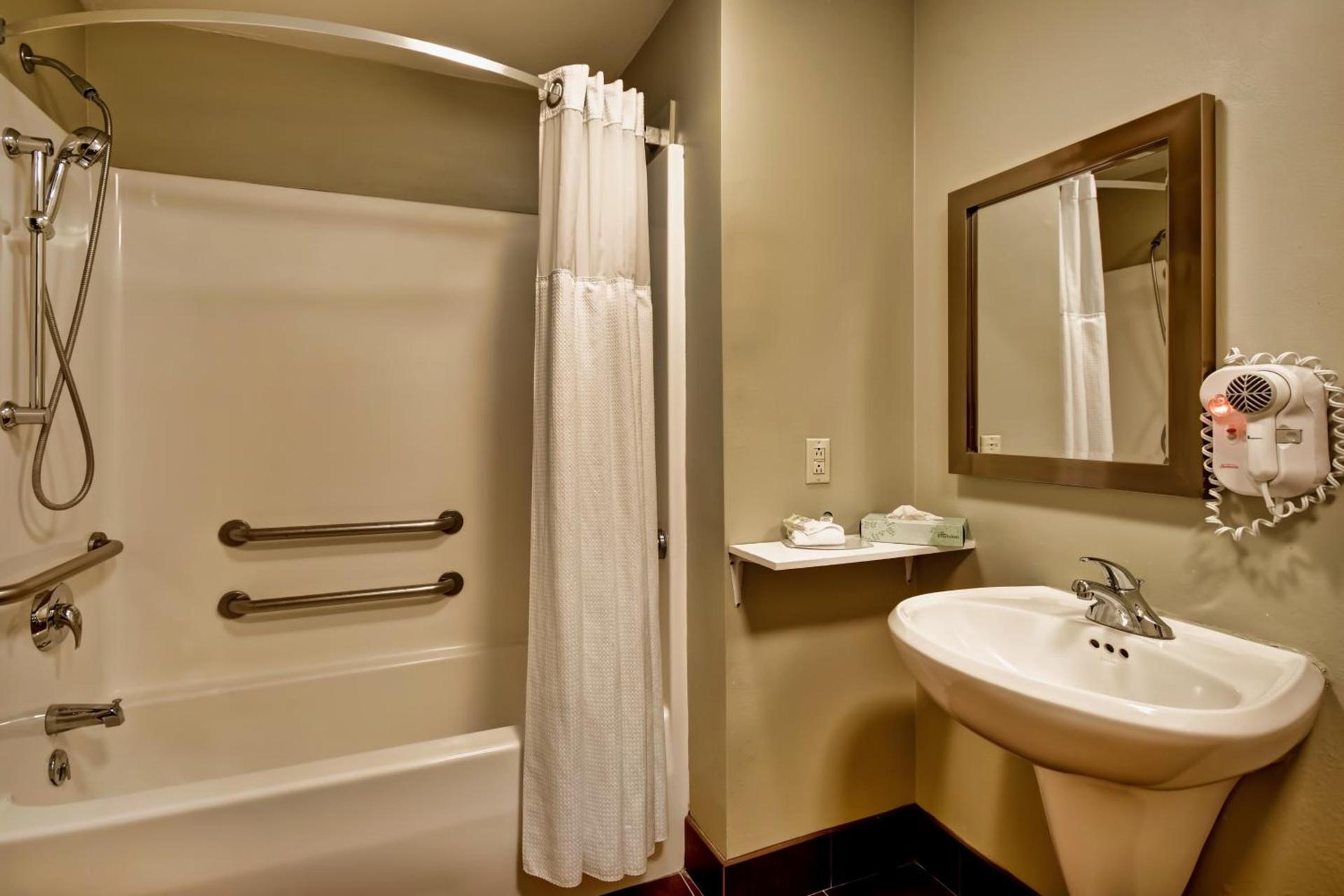 Staybridge Suites Madison - East by IHG photo 44