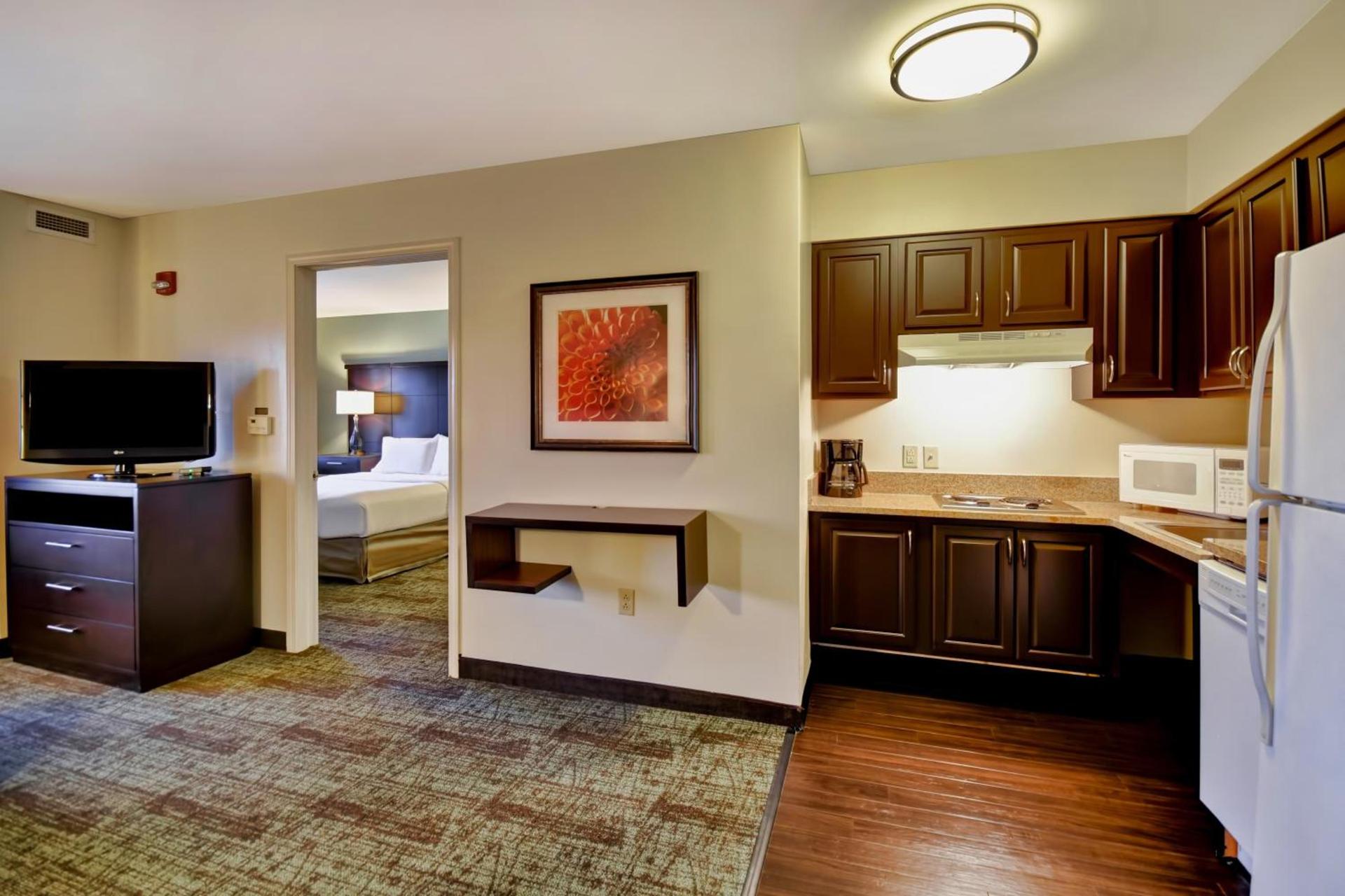 Staybridge Suites Madison - East by IHG photo 27