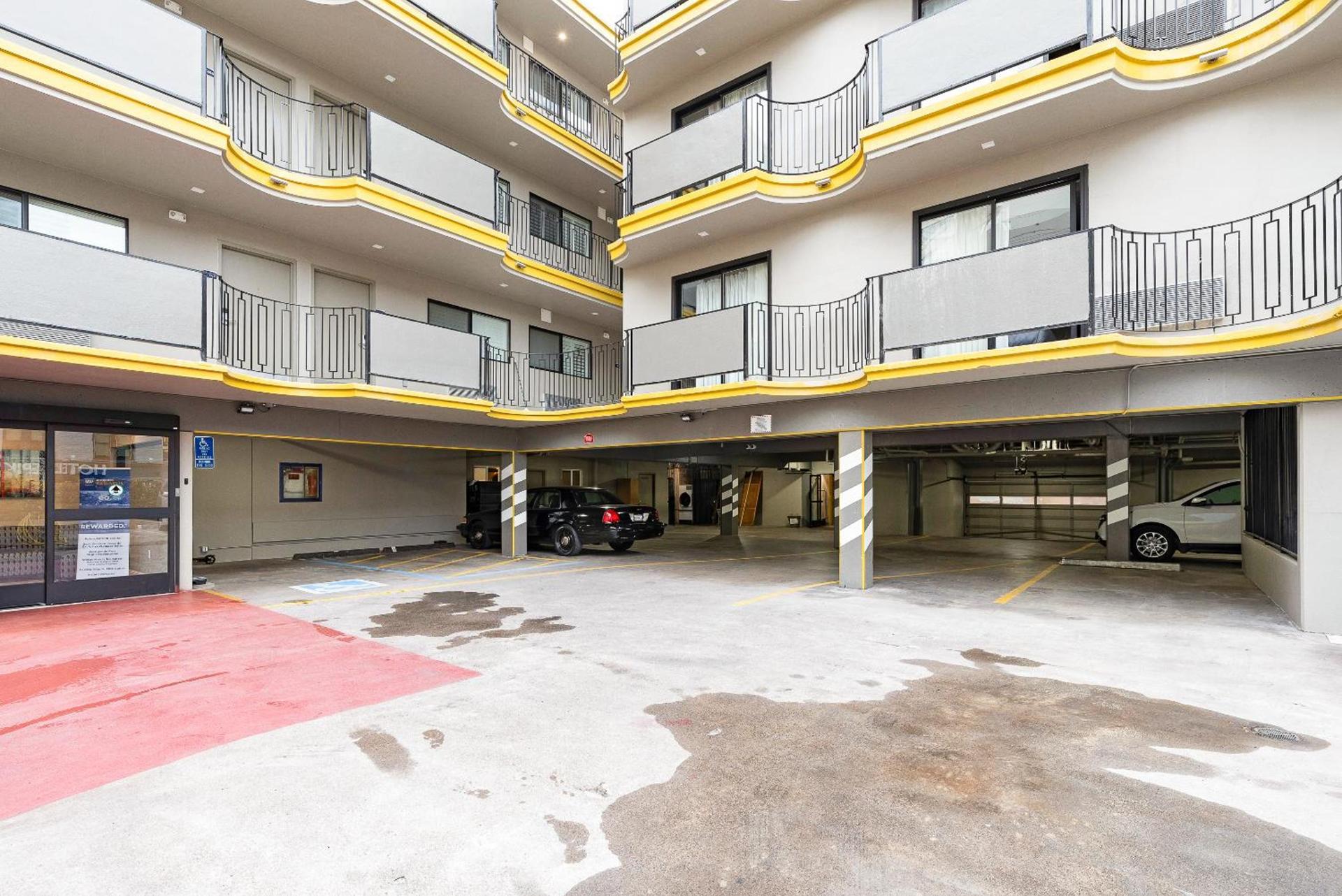 Best Western Red Coach Inn photo 61