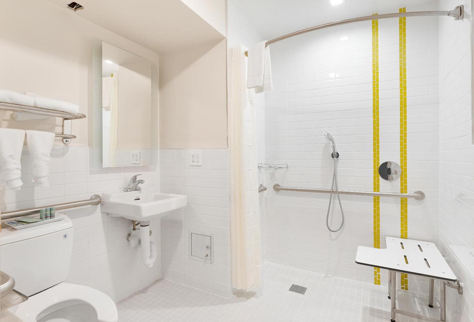 Best Western Red Coach Inn photo 36