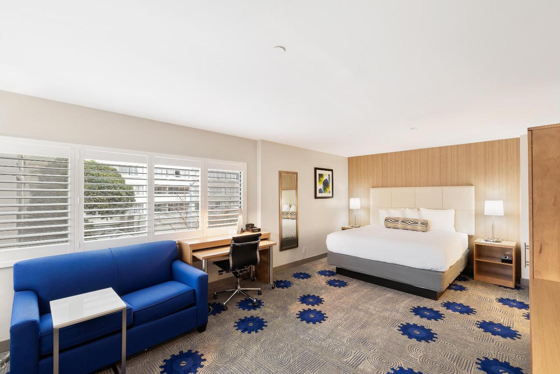 Best Western Red Coach Inn photo 40