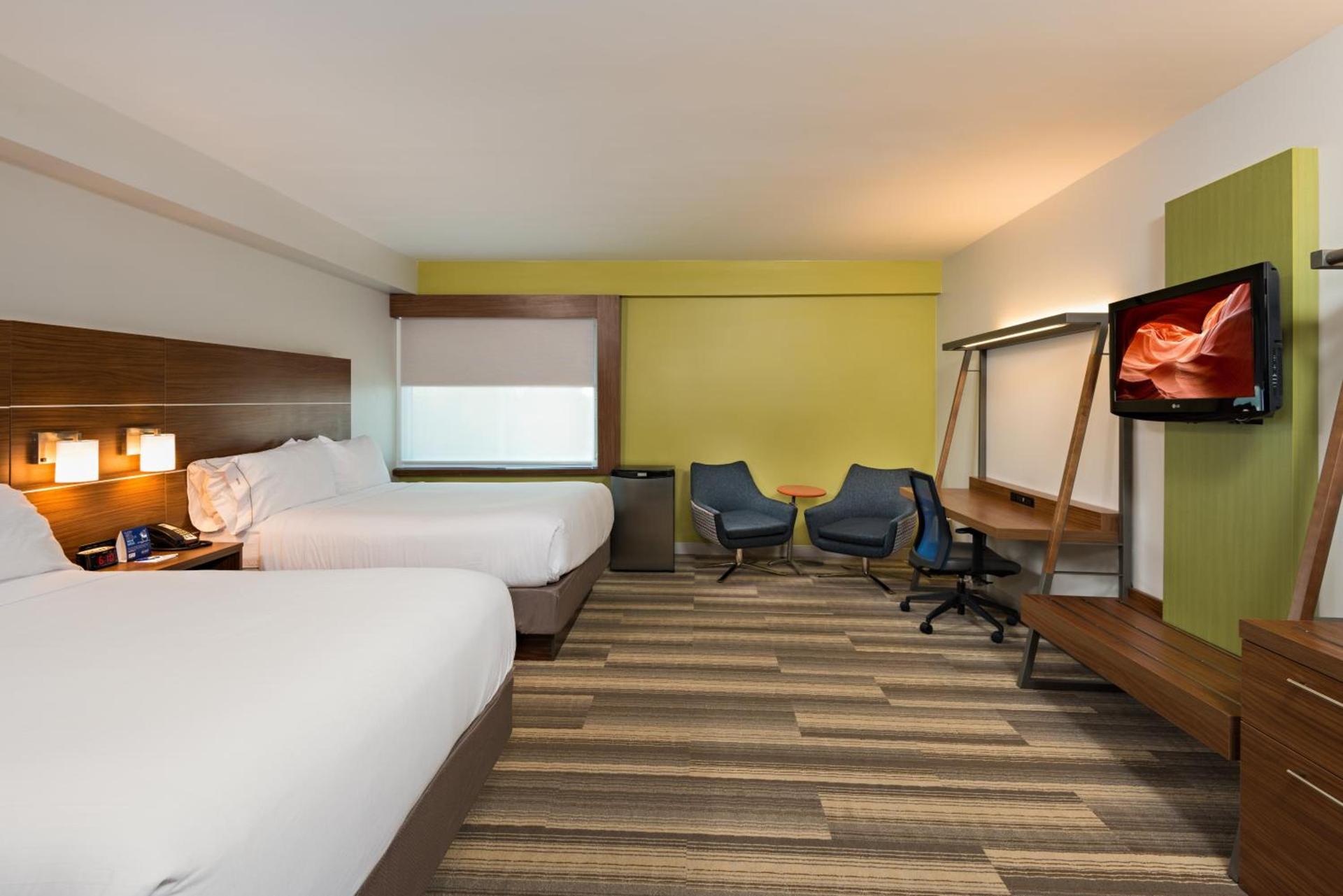 Holiday Inn Express Peoria North - Glendale by IHG photo 12