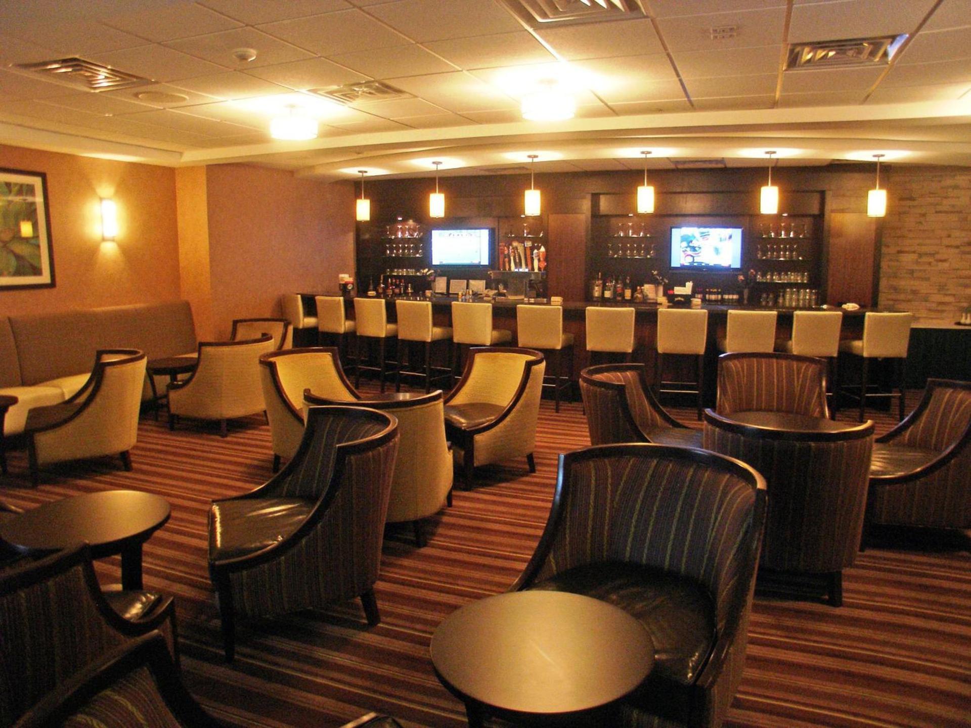 Armoni Inn & Suites photo 31