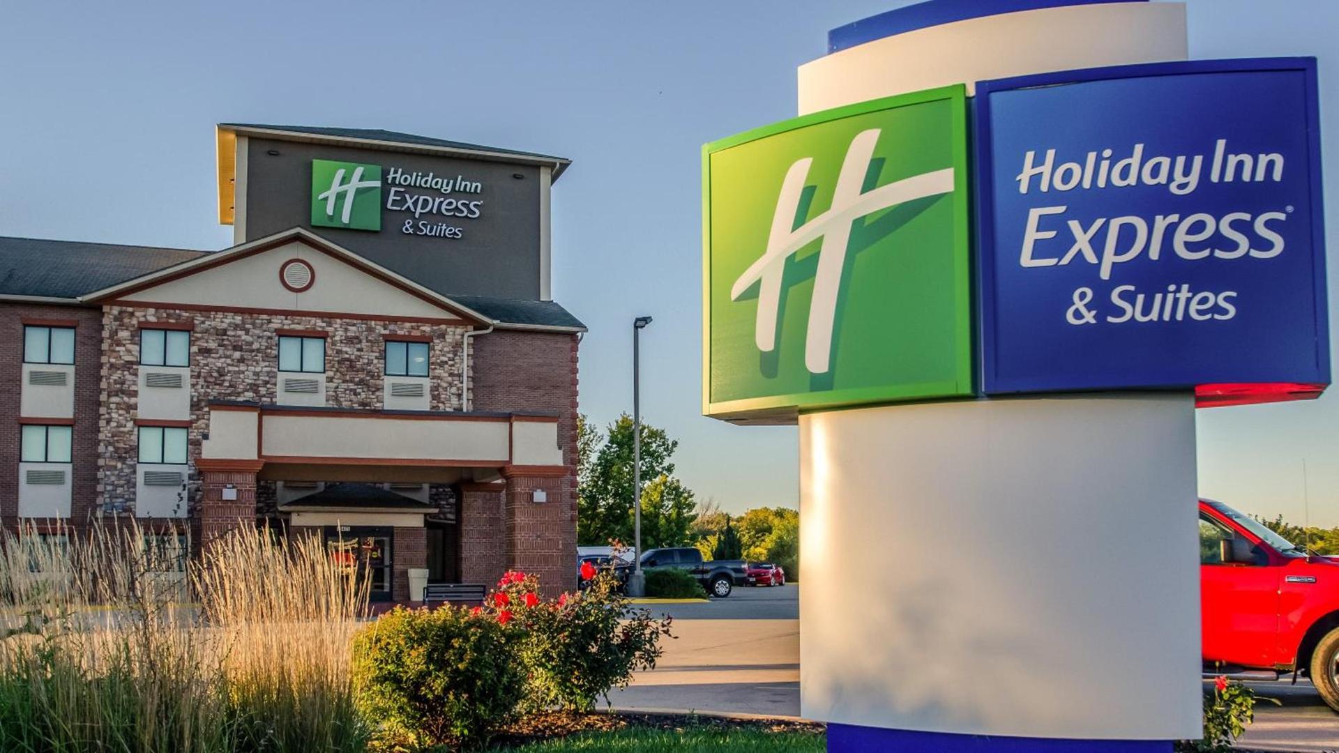 Holiday Inn Express & Suites - Olathe South by IHG photo 4