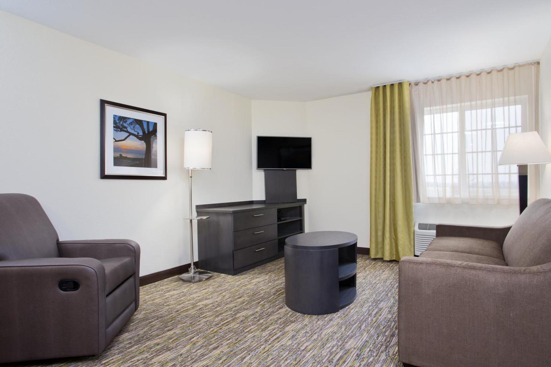 Candlewood Suites Fort Campbell - Oak Grove by IHG photo 20