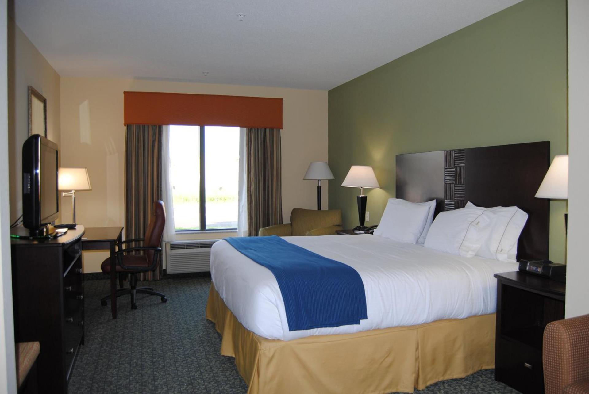 Holiday Inn Express & Suites Covington by IHG photo 42