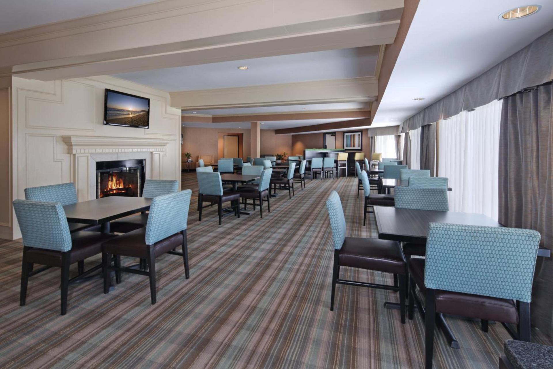 Holiday Inn Express Port Hueneme by IHG photo 17
