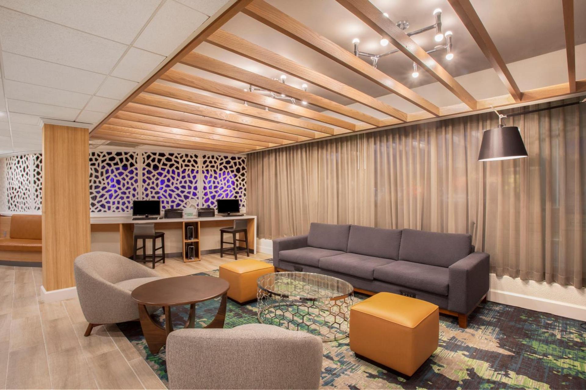 Holiday Inn & Suites Parsippany Fairfield by IHG photo 4
