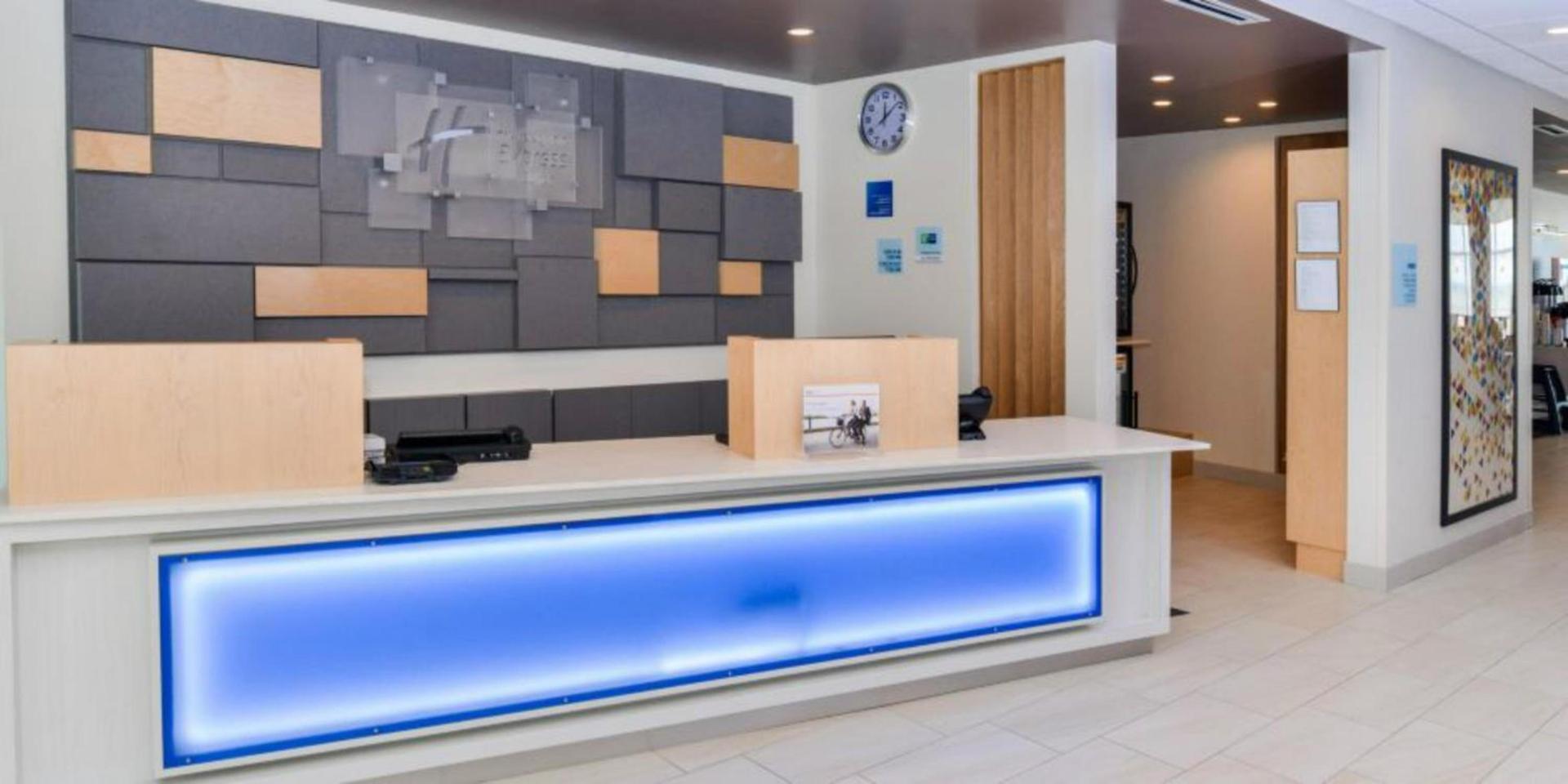 Holiday Inn Express - Alliance by IHG photo 5