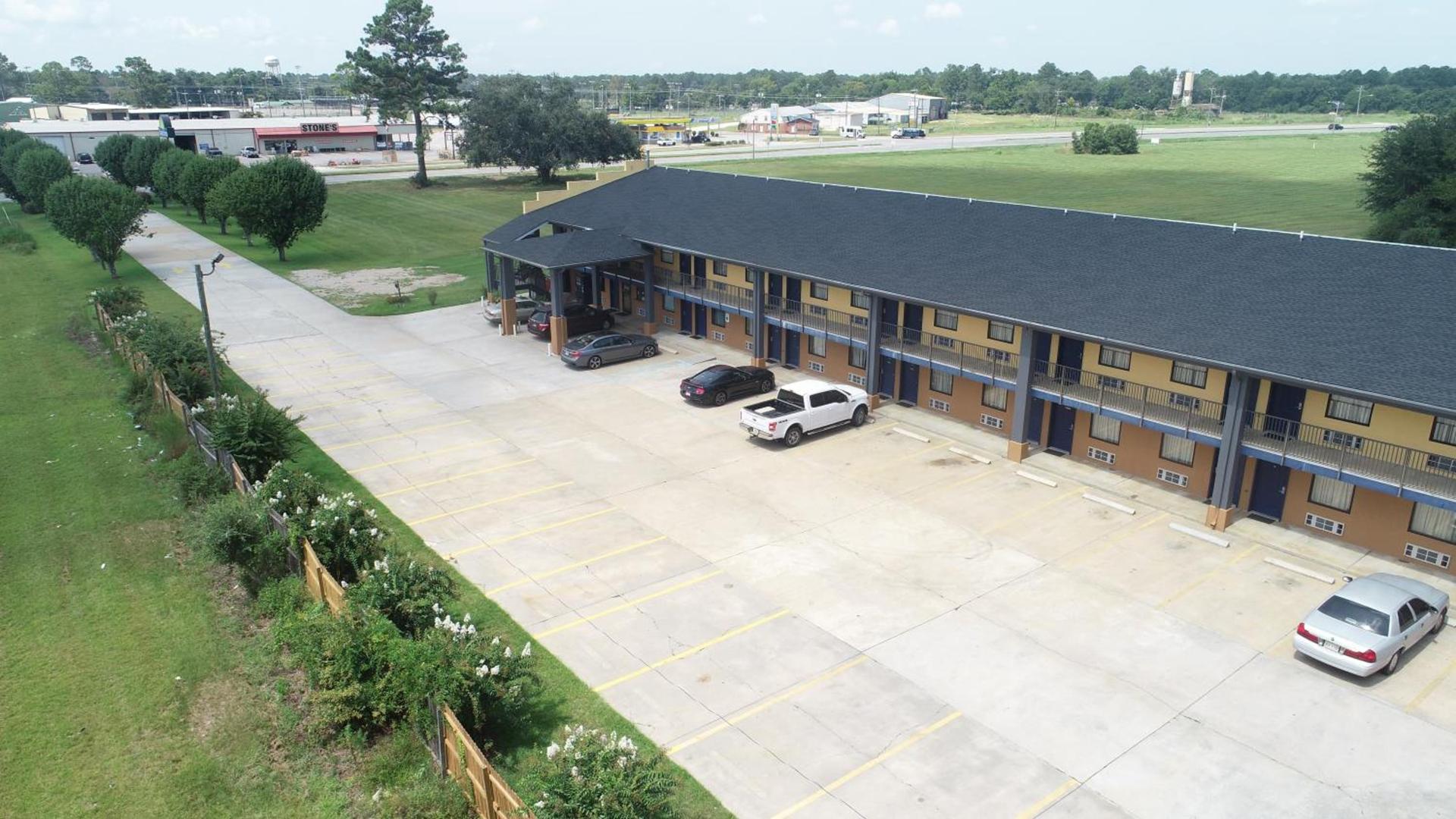 Days Inn by Wyndham Camilla photo 14