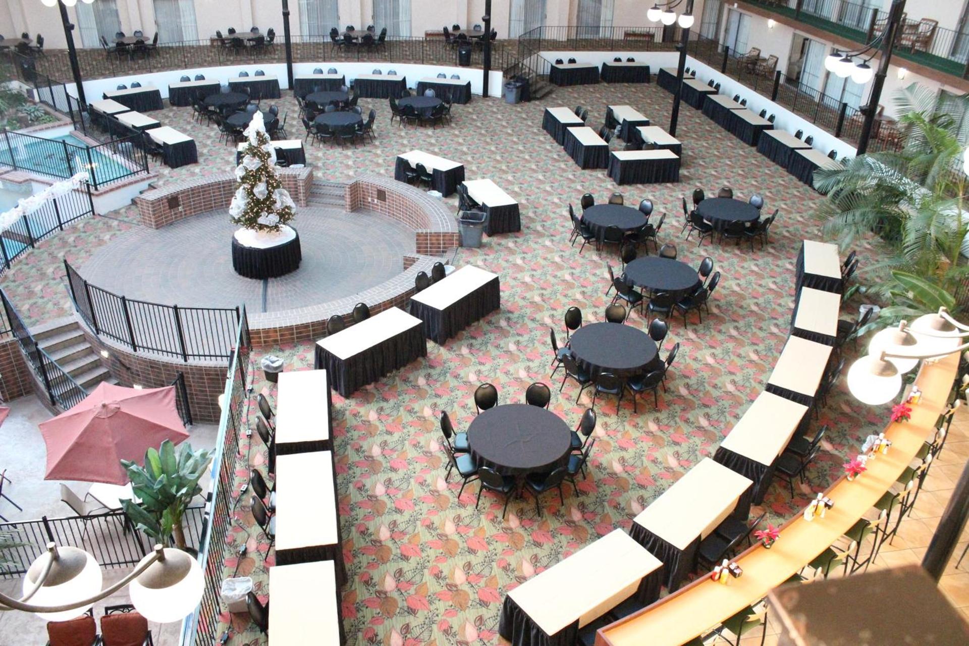 Holiday Inn Des Moines-Airport Conf Center by IHG photo 18