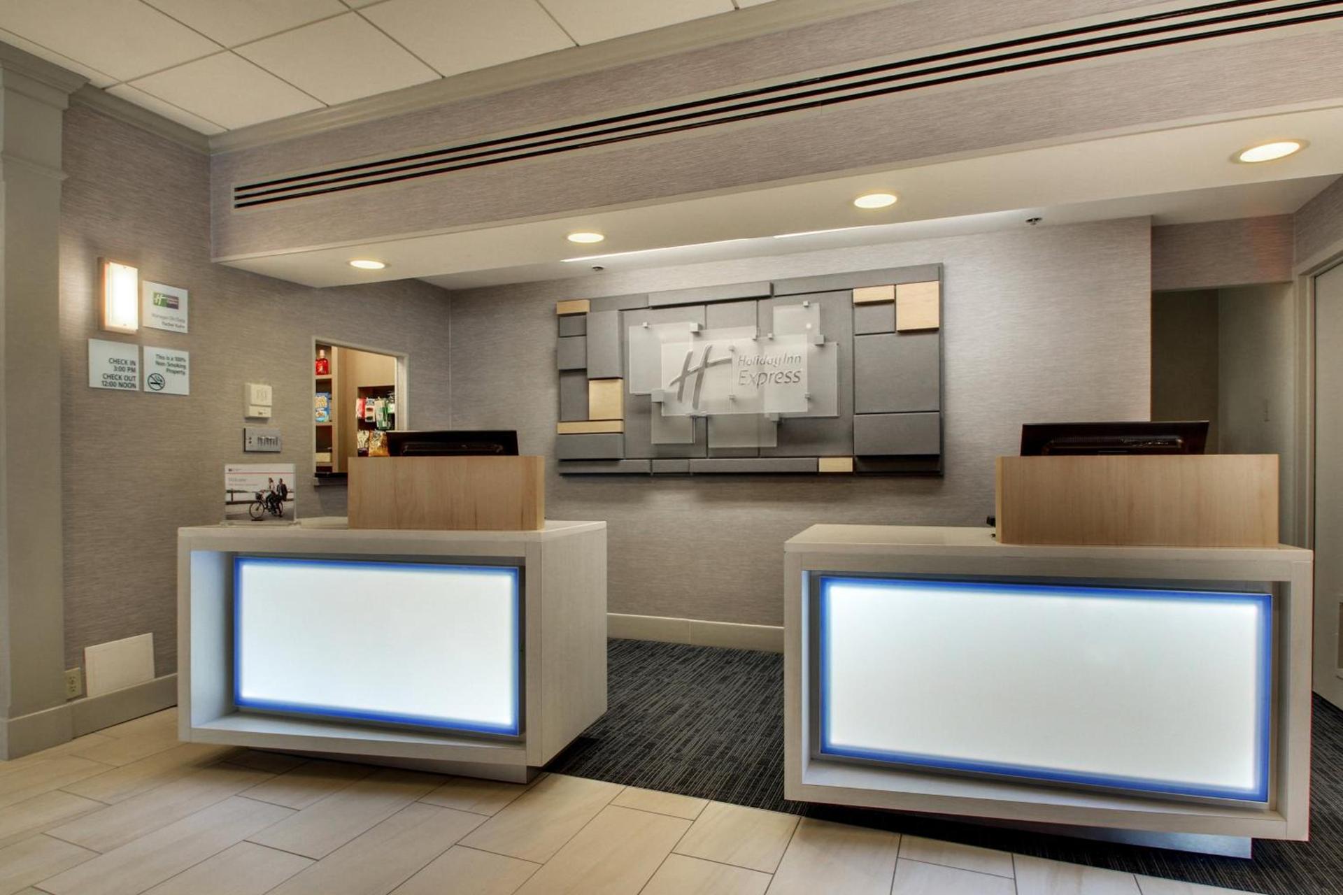 Holiday Inn Express Poughkeepsie by IHG photo 8