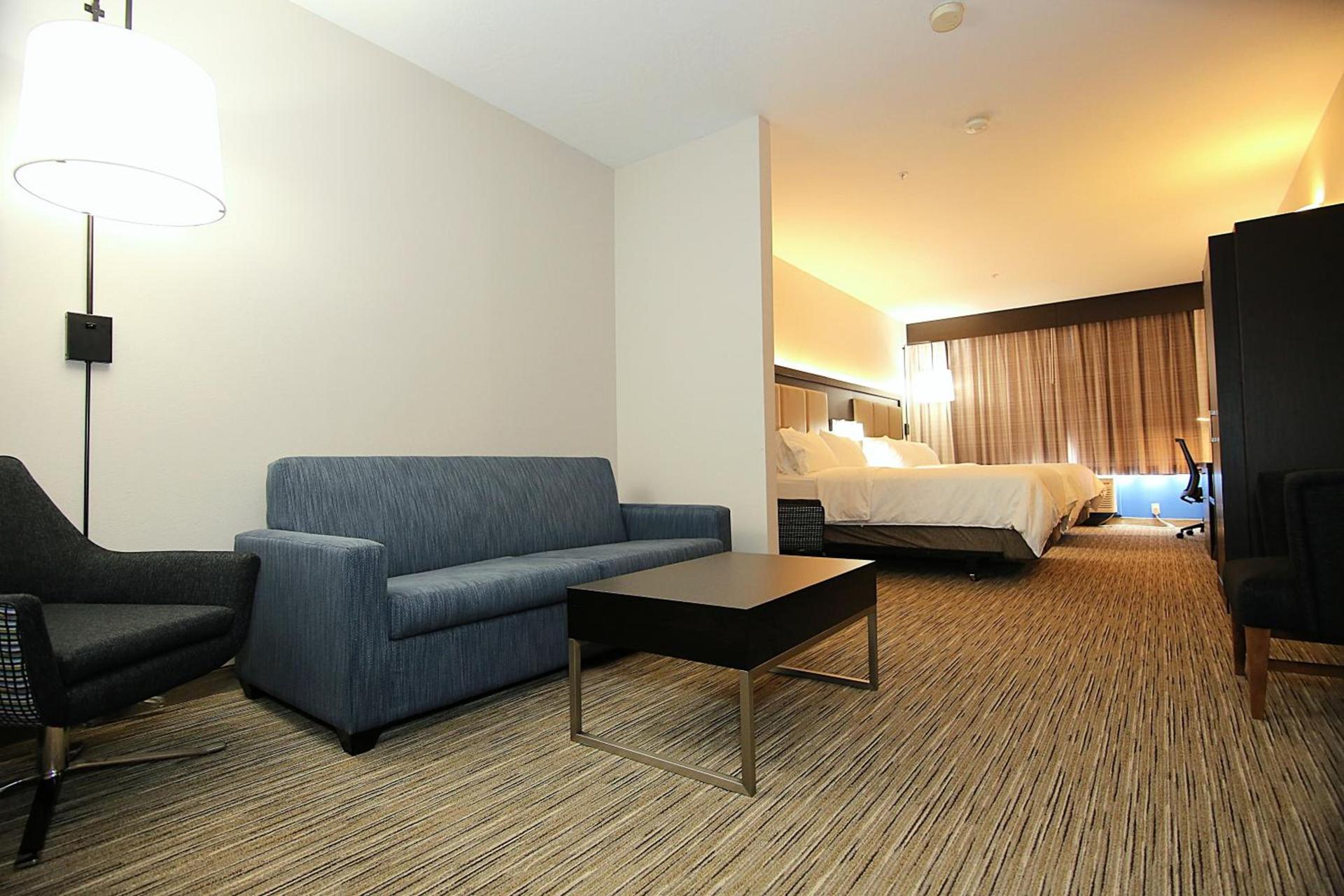 Holiday Inn Express Hotel & Suites Ashland by IHG photo 42