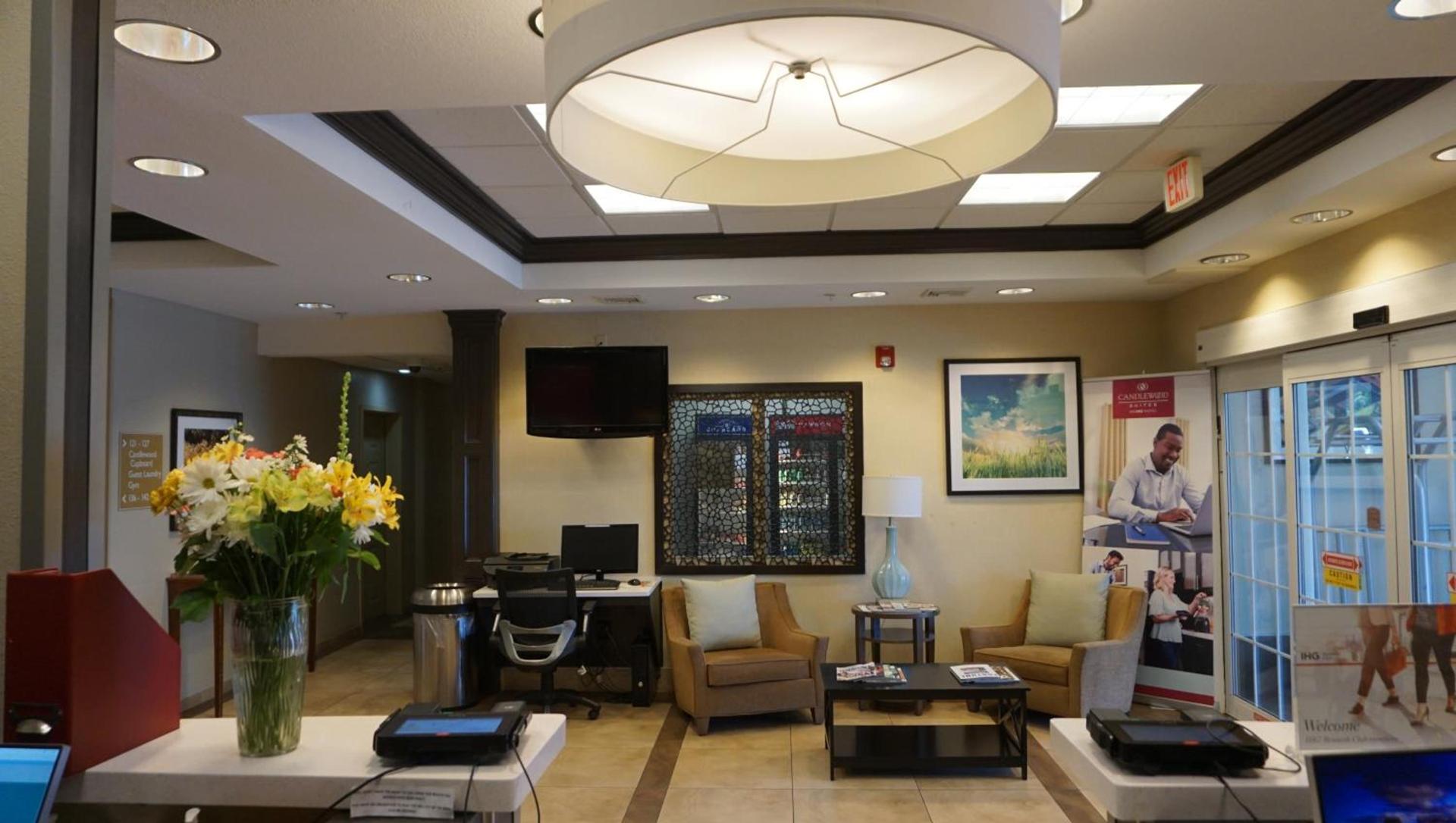 Candlewood Suites-West Springfield by IHG photo 15