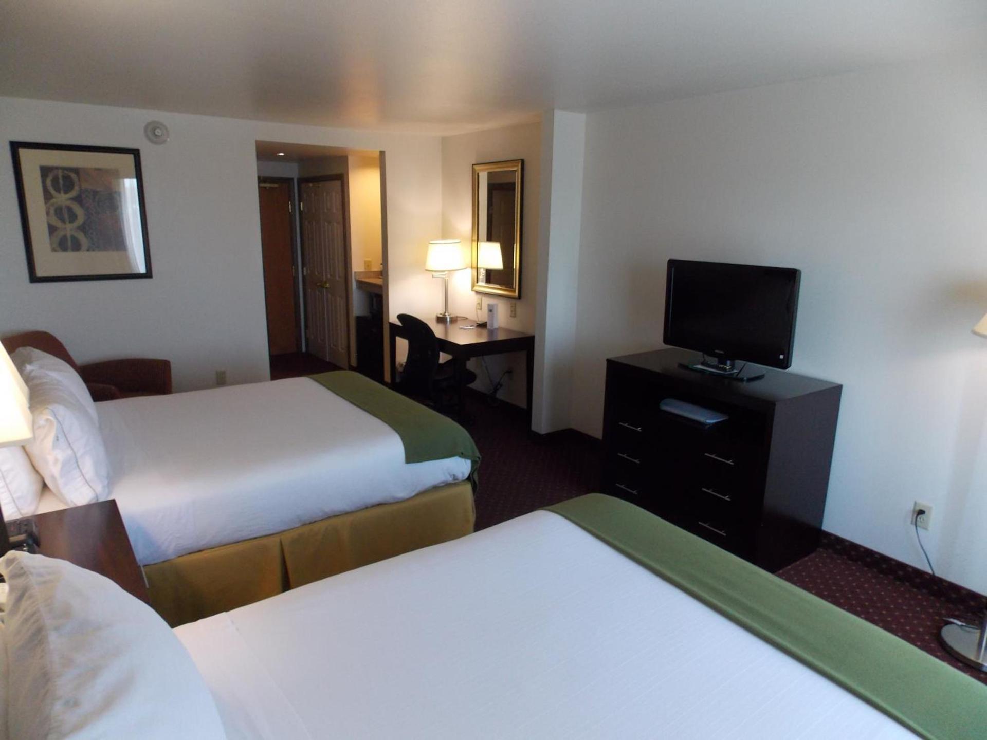 Holiday Inn Express Syracuse-Fairgrounds by IHG photo 26