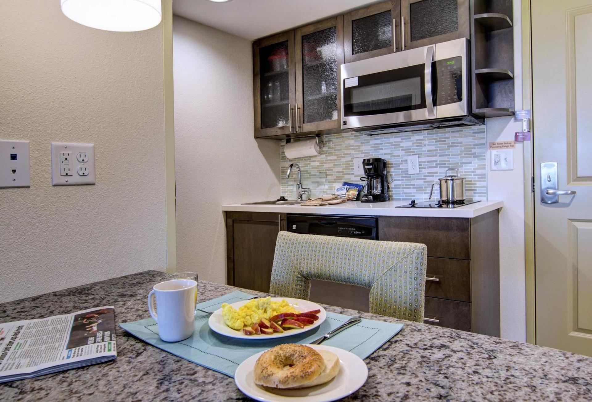 Candlewood Suites Richmond - West Broad by IHG photo 10