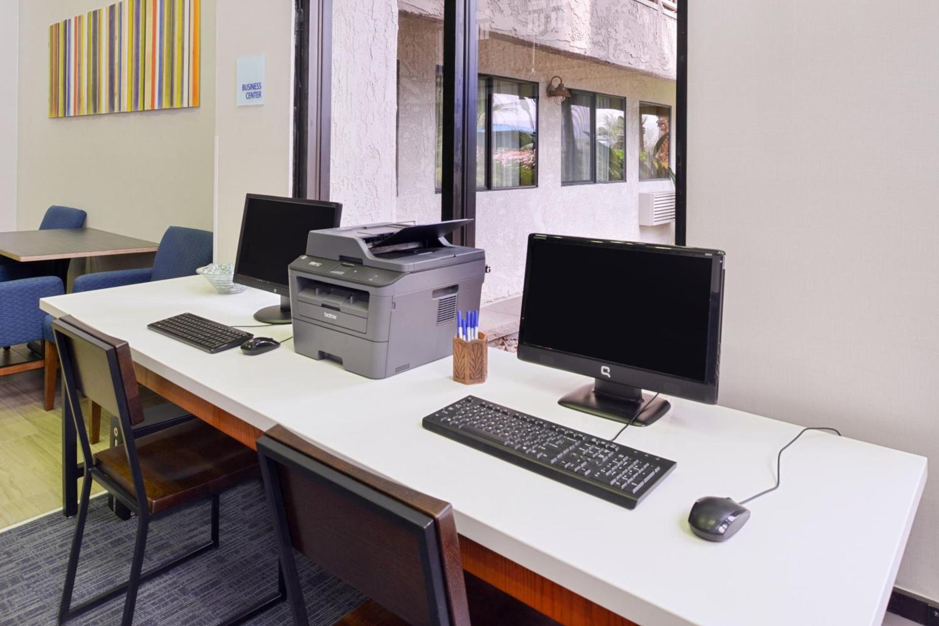 Holiday Inn Express Palm Desert by IHG photo 4