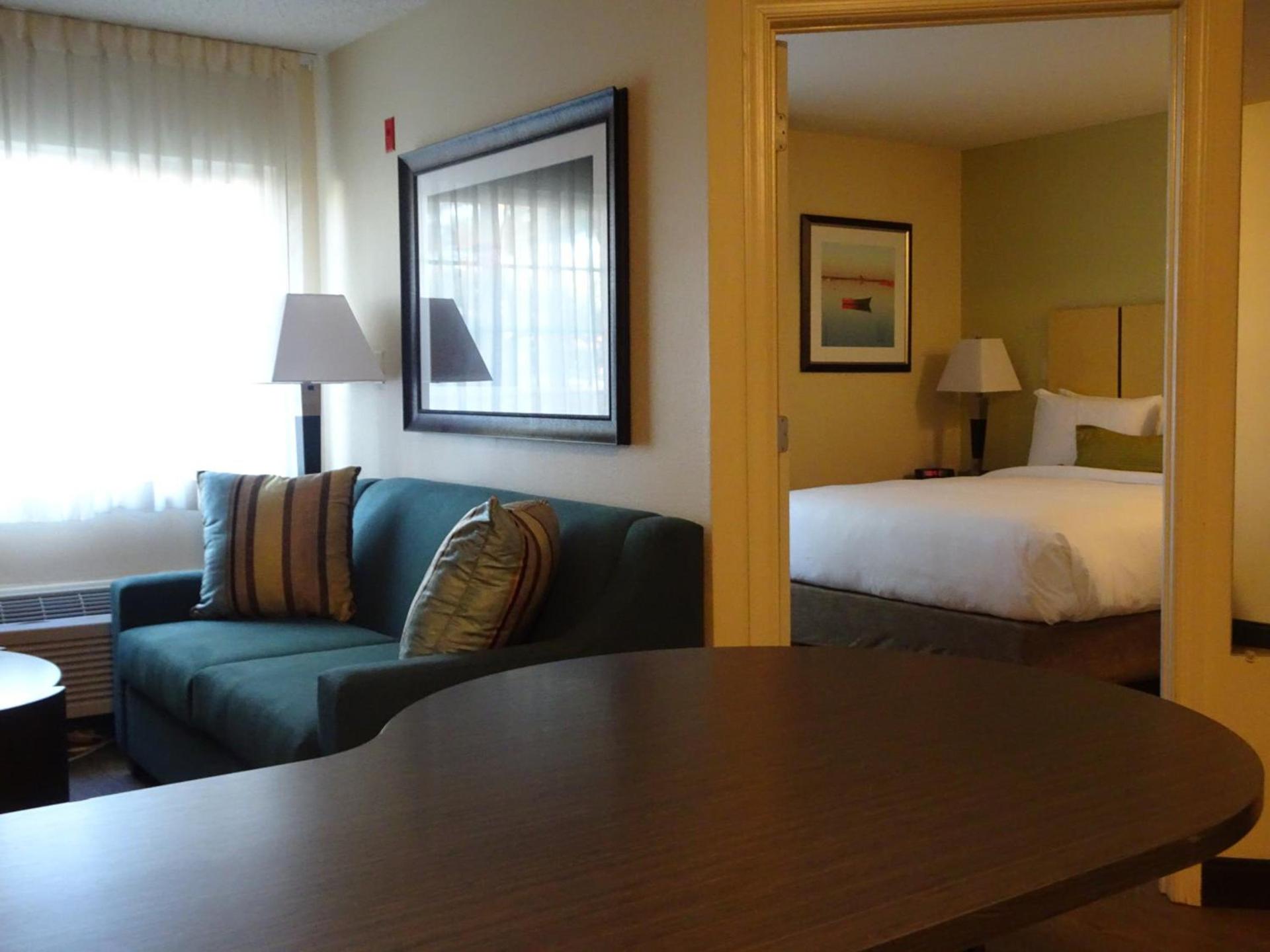 Candlewood Suites Glen Allen-Short Pump photo 19
