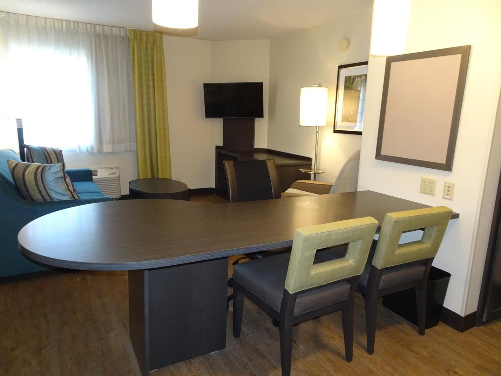 Candlewood Suites Glen Allen-Short Pump photo 37