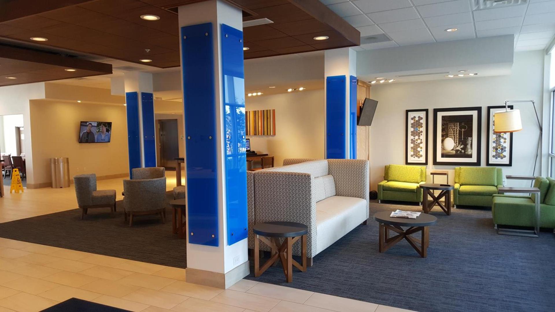 Holiday Inn Express & Suites Toledo West by IHG photo 20