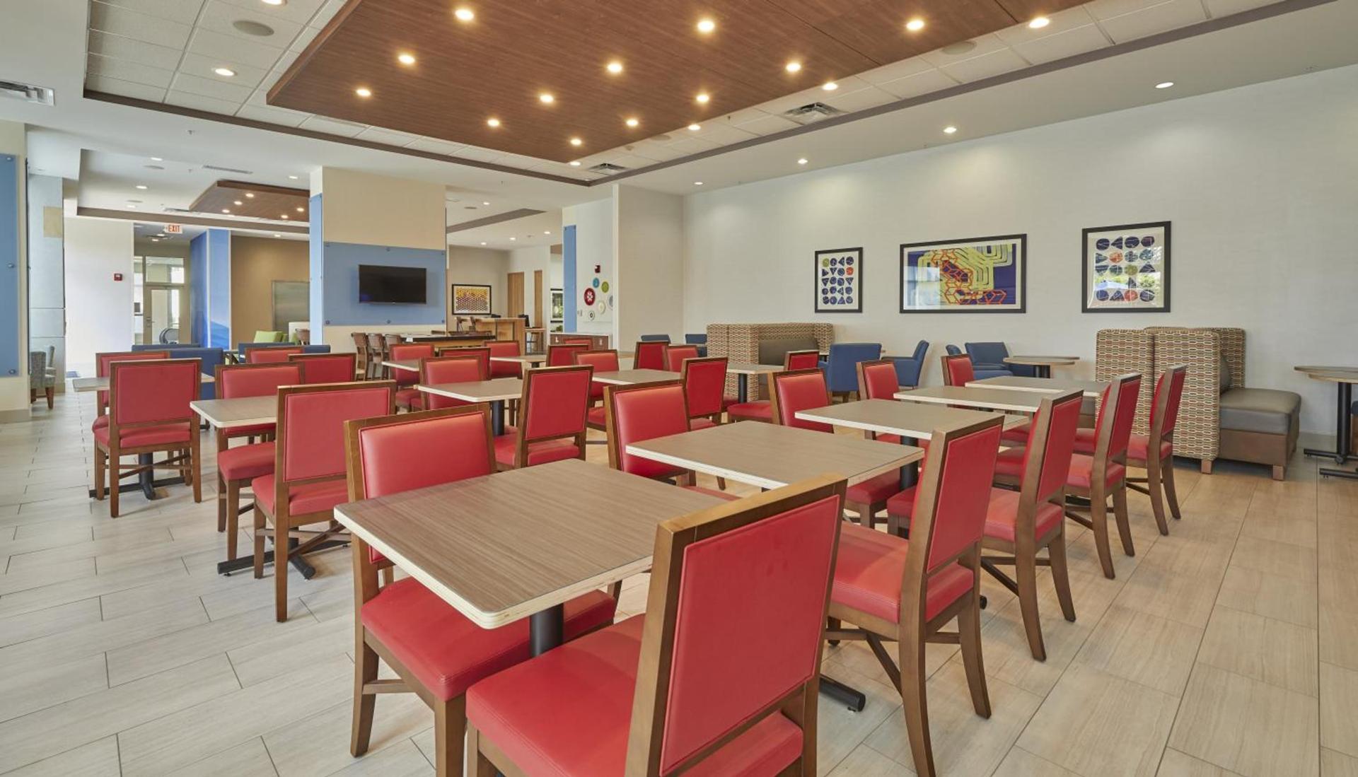 Holiday Inn Express : Eugene - Springfield by IHG photo 60
