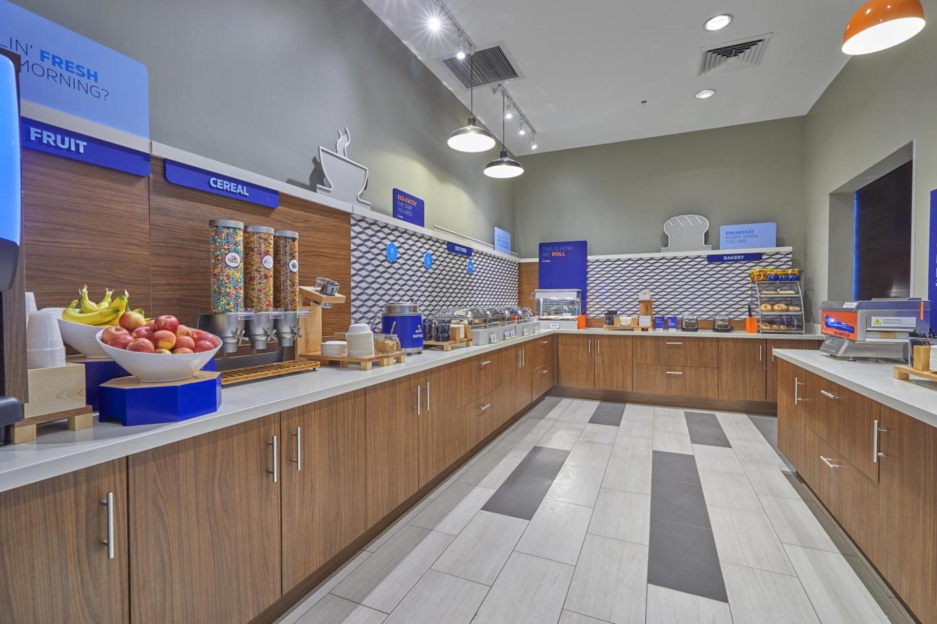 Holiday Inn Express : Eugene - Springfield by IHG photo 58