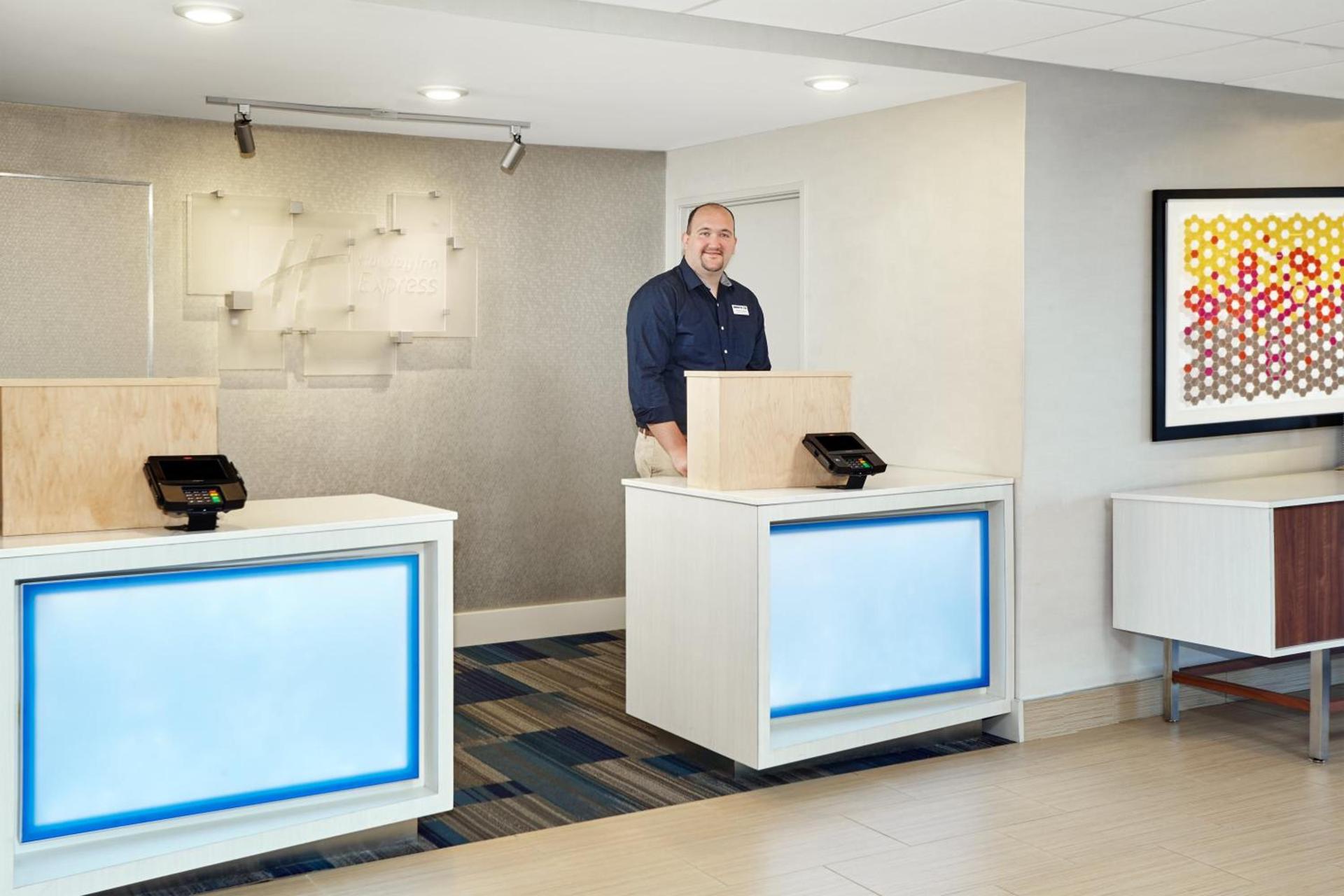 Holiday Inn Express Sheboygan-Kohler / I-43 by IHG photo 6