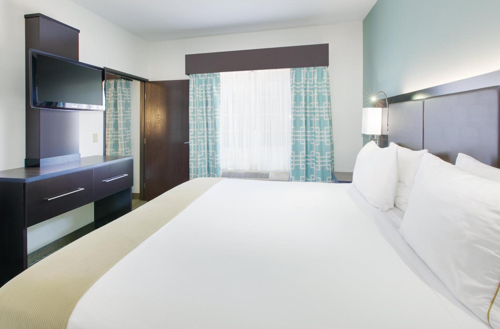 Holiday Inn Express Monticello by IHG photo 28