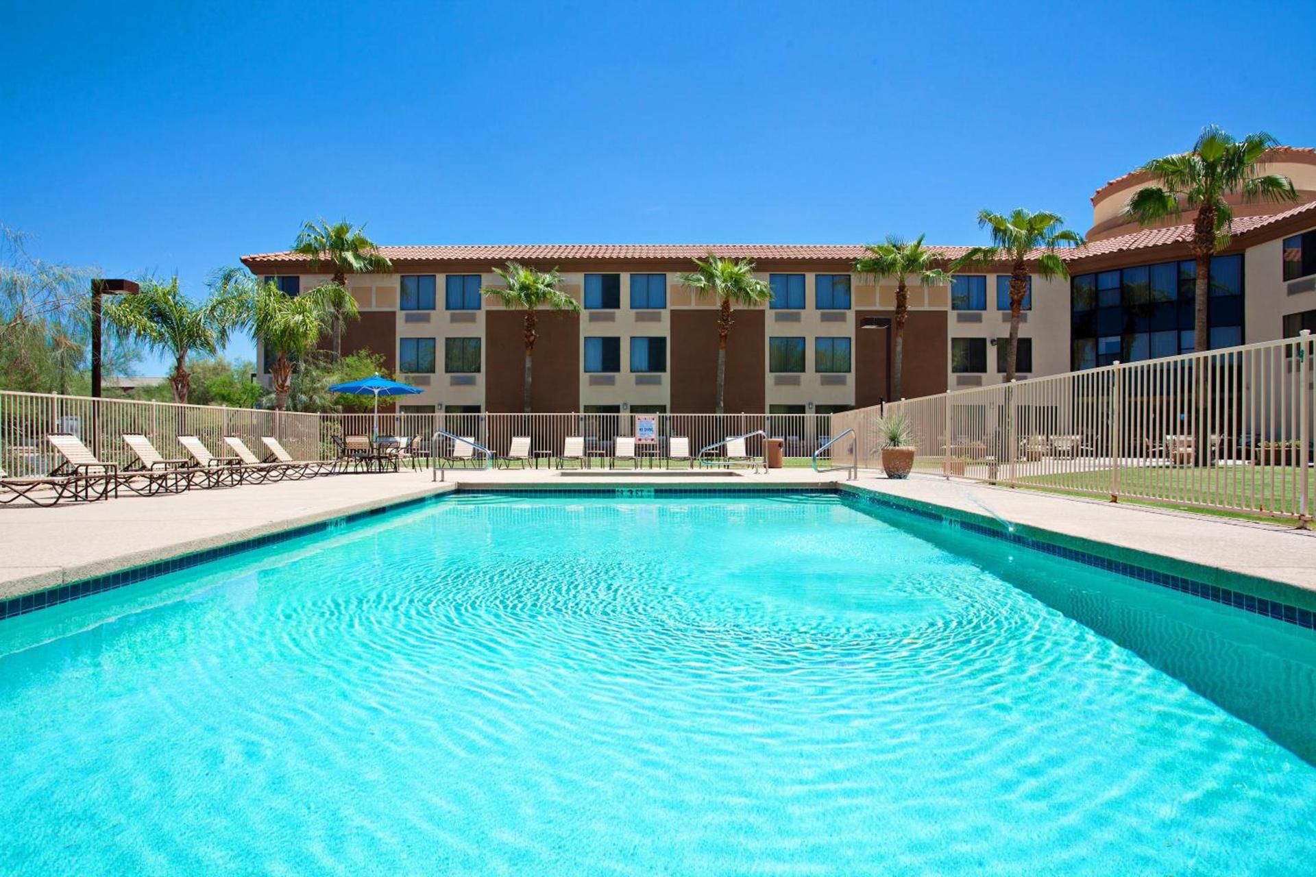 Holiday Inn Express Scottsdale North by IHG photo 6